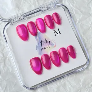 TiTinails Cat Eye Press On Nails | Almond Shape | Handmade Magnetic Effect | 10pcs Reusable | Easy to Apply