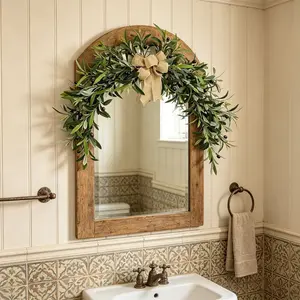 Simulated olive branches for hanging decoration, artificial olive leaf vines are suitable for indoor and outdoor home settings, party and festival decorations, rural wall decorations, fireplace hangings, and durable plant decorations for outdoor use.