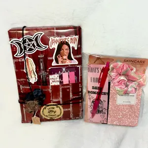 Blind Date With A Book - Including Bookmarks, pen/Marker & Annotation Tabs, horror Stickers & Bookish Stickers Book Accessories Book Embosser