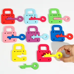 Montessori Lock & Key Pairing Toy, Shape Sorter, Early Education Cognitive Training Game, 8 Shapes Keys + Colorful Locks, Home Travel Use, Stem Educational Toy