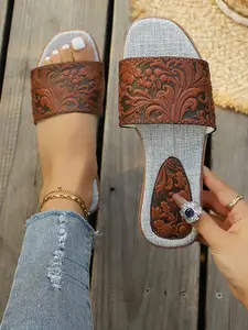 Women's Bohemian Retro Open Toe Sandals, Leather Embossed Handmade Shoes, Anti-Slip Design, Perfect for Summer Beach, Gift for Friends and Family