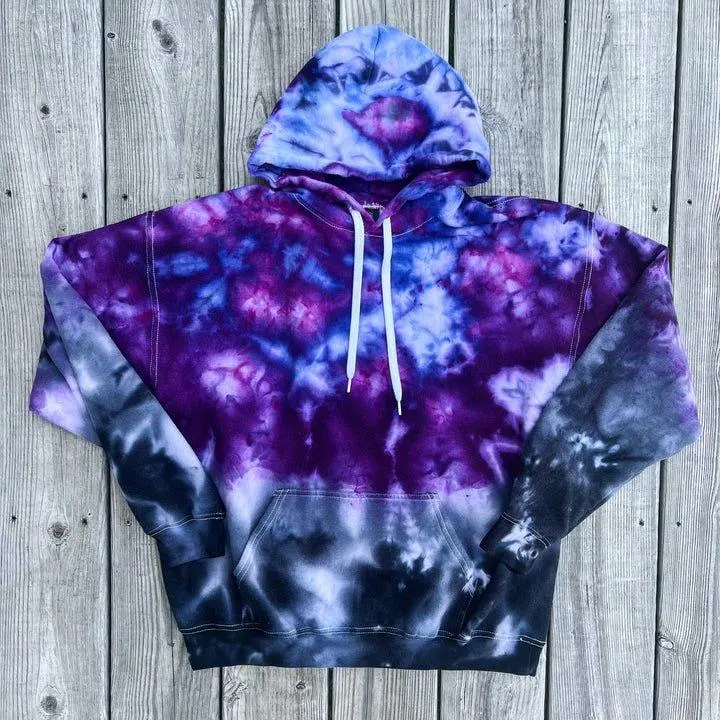 Galaxy Ombré Ice Dye Hoodie - Soft Fleece Lilac to Black Fade Pullover for Cozy Comfort