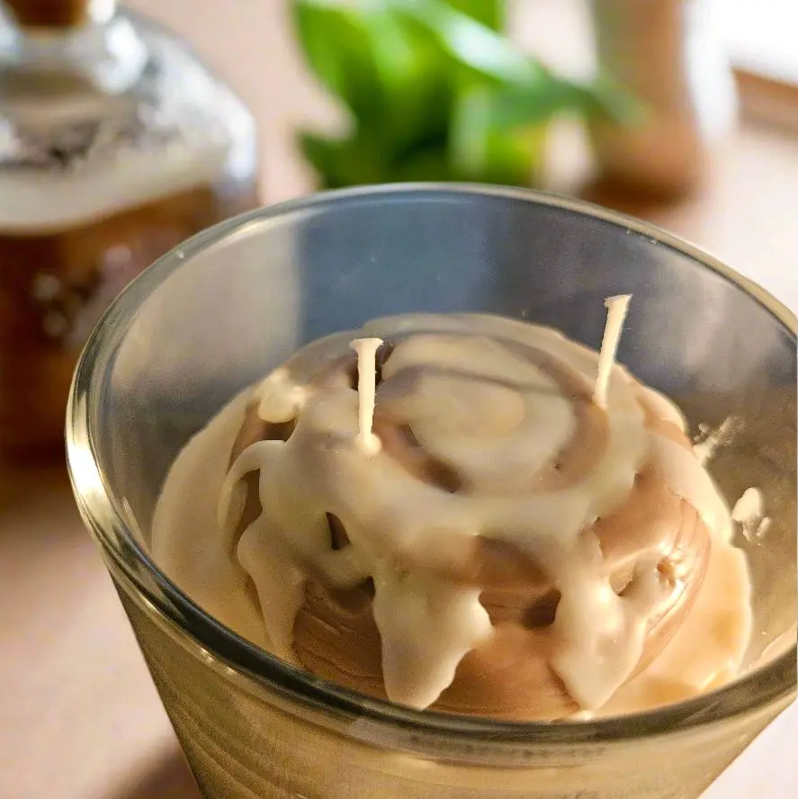 Cinnamon Roll Donut Breakfast Scented Candle.