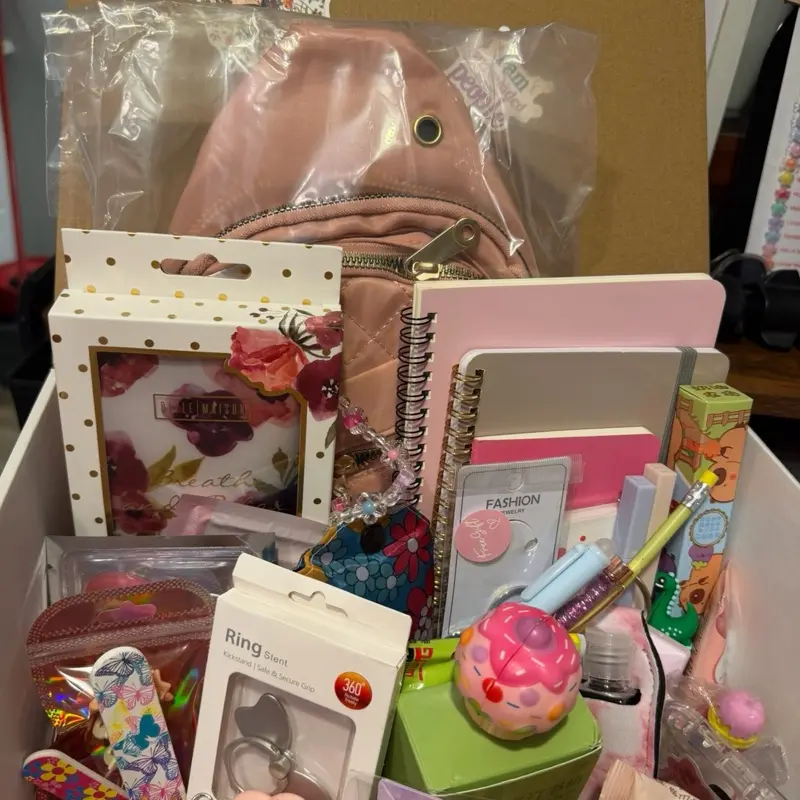 Single Scoop with video: Stationery, Accessories, and Essentials