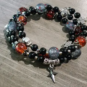 Hand Crafted Glass Beaded Bracelet with Memory Wire Design - Fashion Accessory for any gender