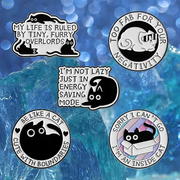 Zinc Alloy 5-Pin Whimsical Black Cat Metal Brooch - Everyday Jewelry with Funny Quotes & Slogan, Unisex Fashion Clothing Accessory for Engagement, Exquisite Birthday Gift for Loved Ones, Animals, Unisex Wear, 5Pcs Set, Casual, Commute, Daily, Christmas