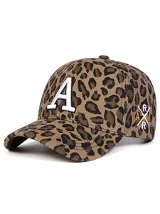 Unisex Leopard Print Baseball Cap, Adjustable Sun Protection Casual Hat, Fitted Outdoor Travel Beach Vacation, Spring & Fall, Adjustable Sunscreen Hat