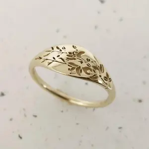 Women's 1pc Gold-Plated Bezel Ring - Elegant Patterned Gold Ring, Ideal for Daily Wear and Gift-Giving Occasions, Gold Rings, Gold-Plated Bezel Rings