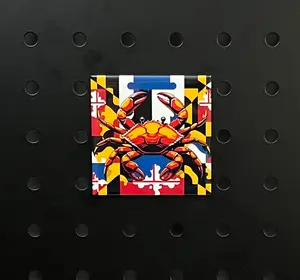 🦀 Maryland Flag with Red Crab Magnet