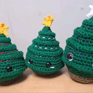 Crochet Christmas Trees