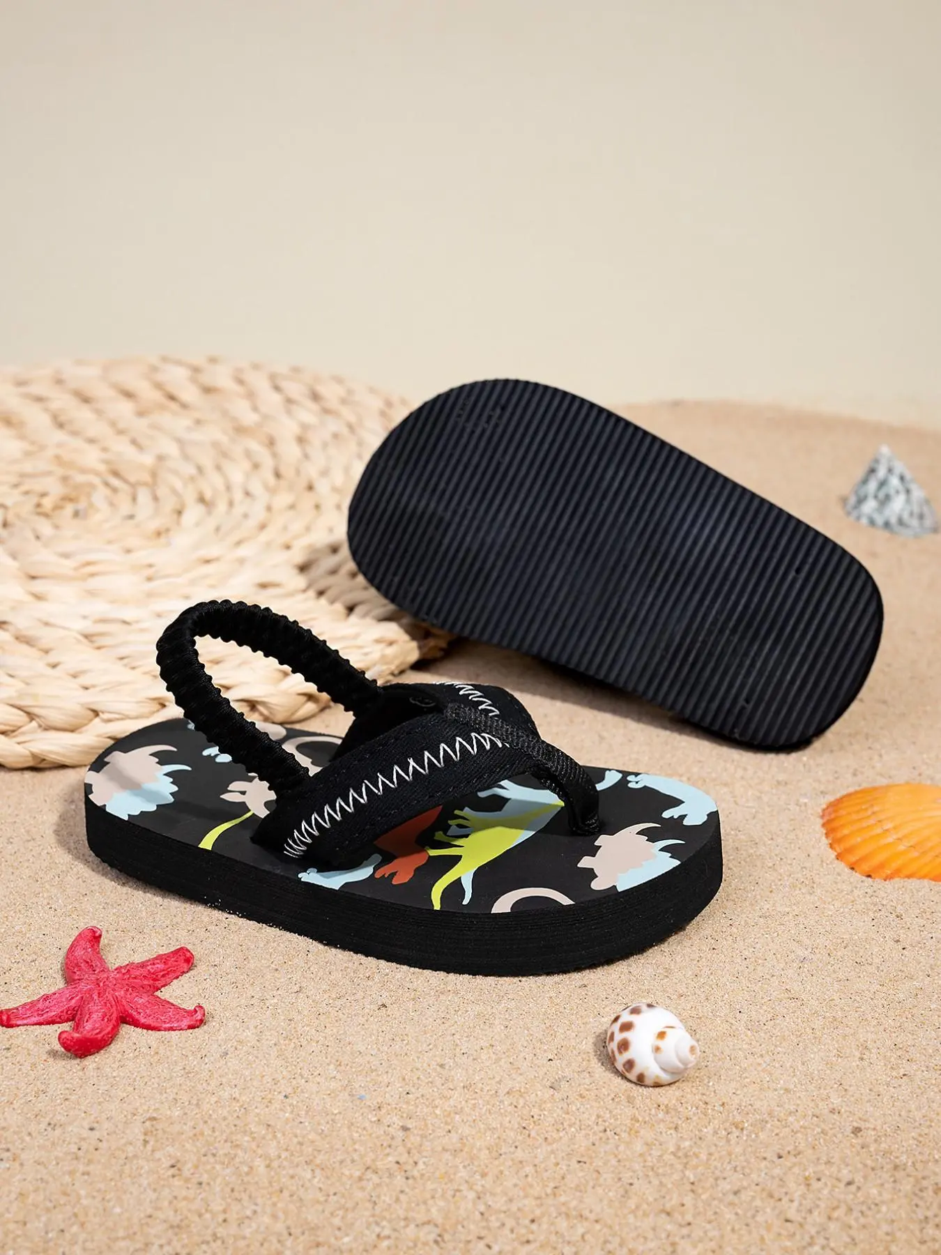 Spring Summer Baby Boy Sandals with Elastic Strap, Soft Comfortable Cartoon Dinosaur Pattern, Cute Versatile Slippers for Vacation Beach Indoor Use, Toddler Slip On Shoes, Cartoon Print Shoes