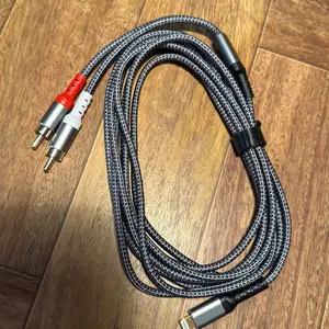 Lightning to RCA Cable Connectors - Durable Braided Design for Reliable Audio/Video Transmission