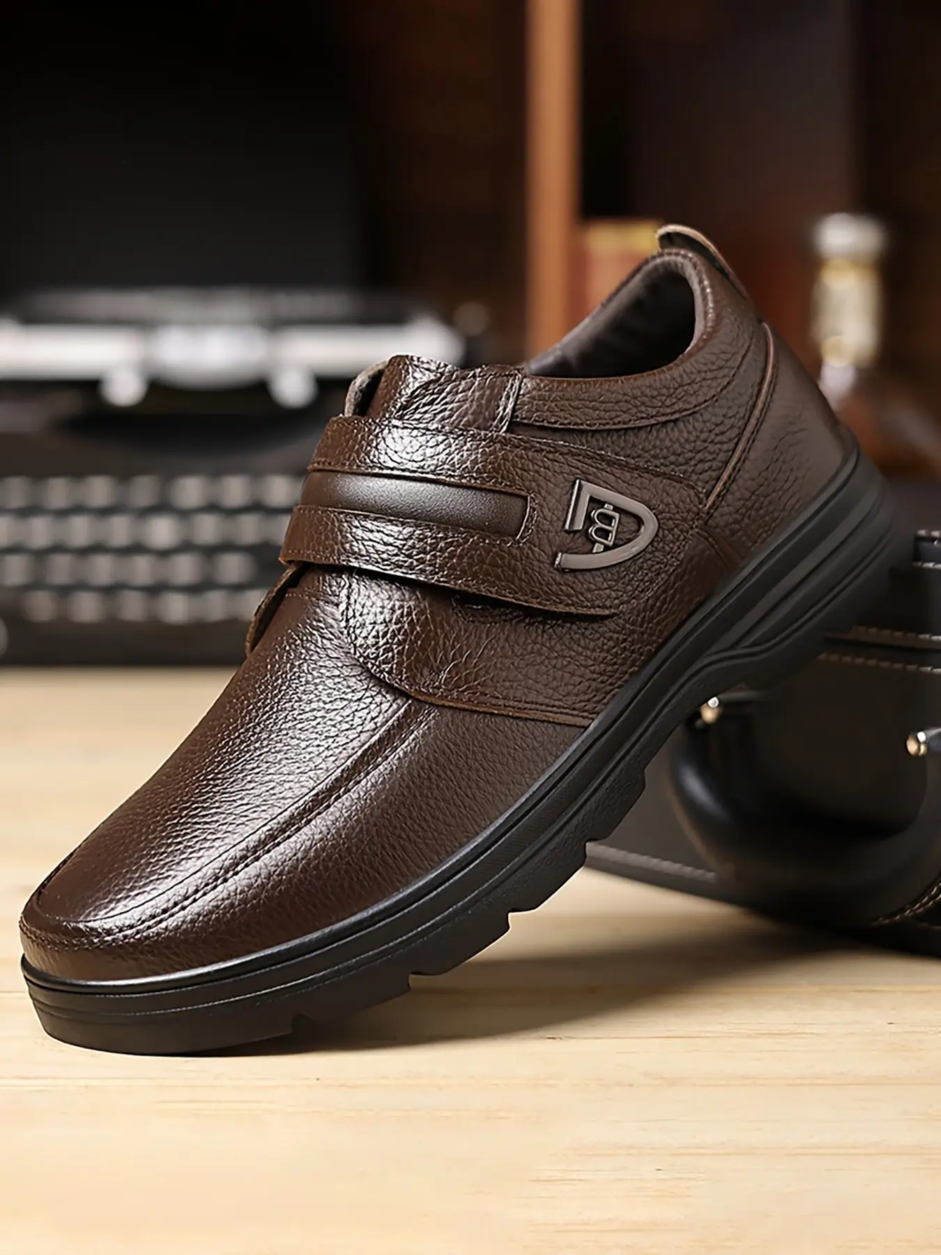 Fashion Men's Formal Closed Dress Shoes, Business Style Shoes, Elegant Design for Office, Business, Work & Evening Events, Comfortable Fit for All-Day Wear