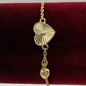 Gold bracelet 14kt.Heart style size 7