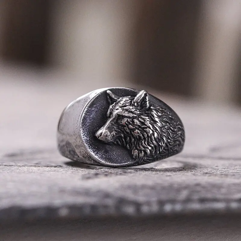 GTHIC Norse Wolf Stainless Steel Animal Design Ring for Men, Statement Pieces Jewelry for Daily Wear, Father's Day Gift