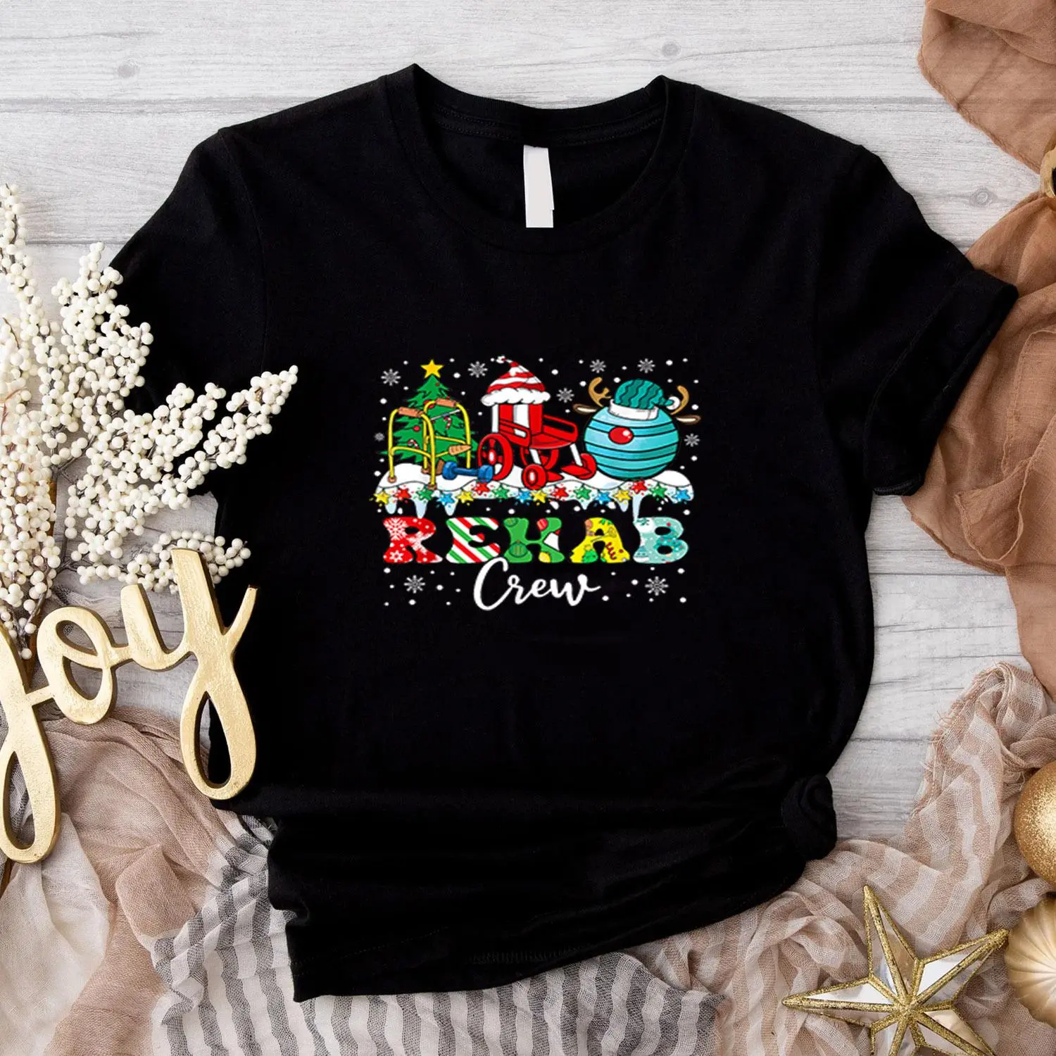 Rehab Crew Wheelchair Santa Reindeer Rehab Nurse Christmas T-Shirt