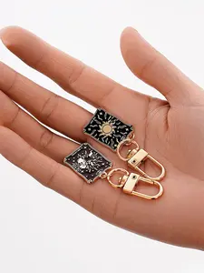 Tarot Card Keychain Mystical Keychain, Witchy Accessories, Spiritual Keychain, Gothic Style Bag Charm, Perfect Gift for Friends and Valentine's Day