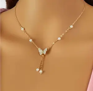 Women'S Stylish Artificial Pearl Butterfly Necklace, Creative Necklace, Jewelry for Parties And Weddings.