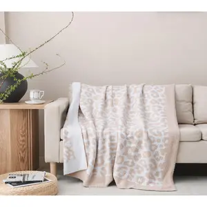 Jacquard Feathe r Knit Throw Bl anket 50 x 60 i nches Jacquard Feathe r Knit Throw Bl anket 50 x 60 i nches