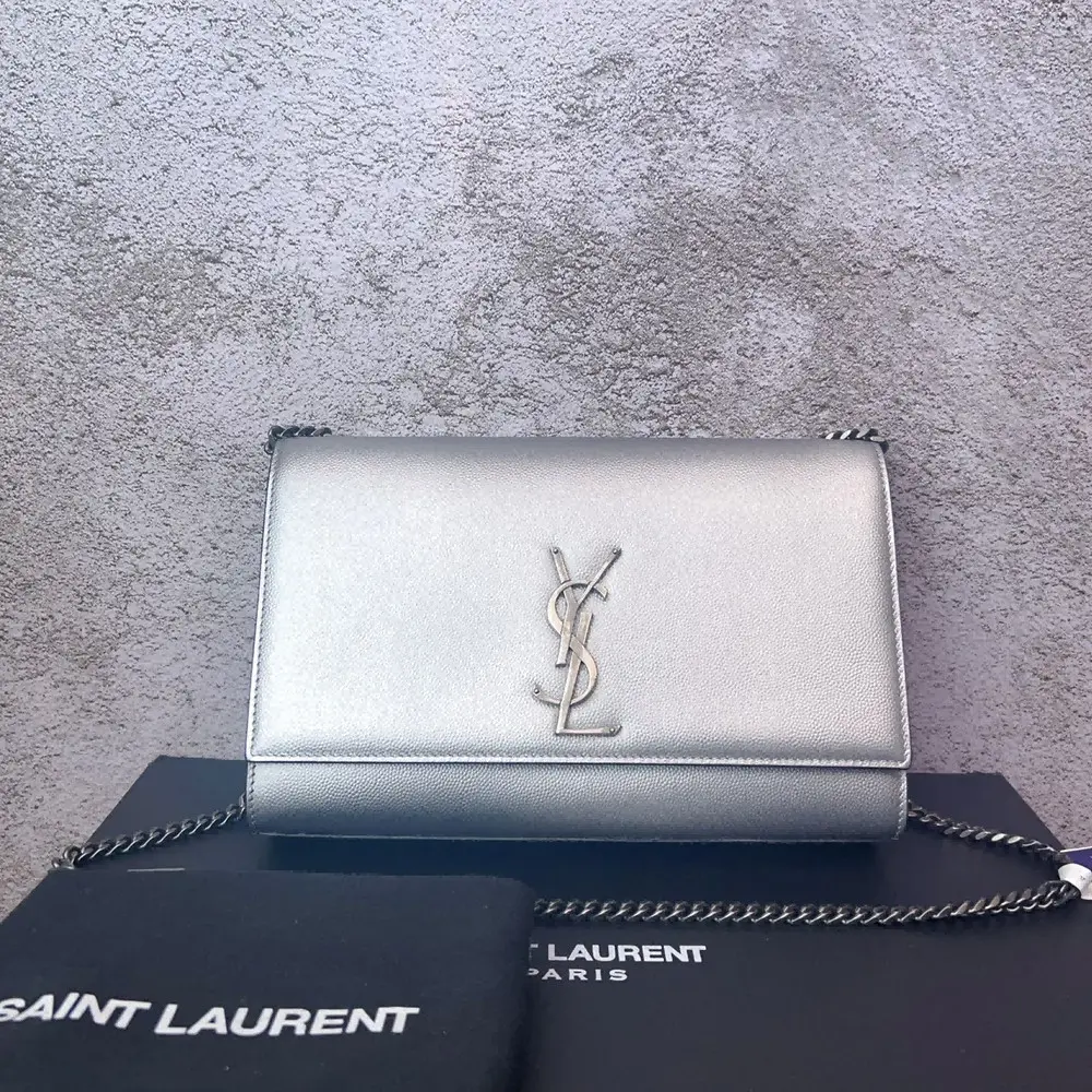 Pre-owned Yves Saint Laurent As Shown Crossbody Bags Saint Laurent Kate shoulder bag in silver 2.24 SH