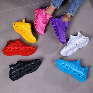 A pair of purple sneakers men's and women's mesh breathable road running shoes comfortable versatile soft-soled casual shoes large size birthday gift