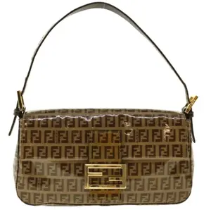 Pre-owned FENDI Coated Canvas Shoulder Bags Zucchino Baguette Shoulder Leather Strap Bag Beige Purse