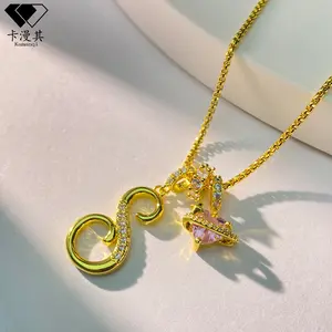 Art-designed personalized name letter necklace, free of allergenic ingredients, with adjustable size.It is an excellent Valentine's Day gift for women and girls.