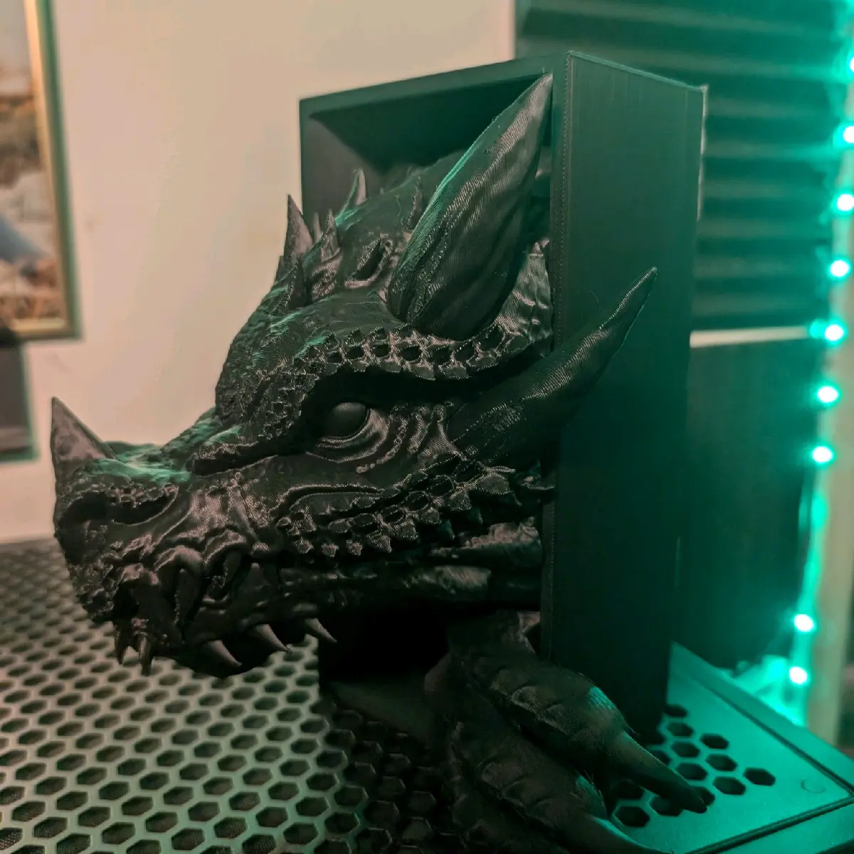 Dragon Book Nook