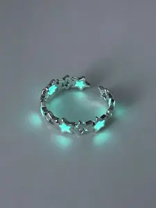 Night Glow Star Ring, Creative Glowing Pentagon Ring, Unisex Student Jewelry, Versatile Accessory, Elegant Alloy Chain Material