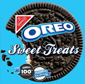 USED Book - Shaped Oreo Sweet Treats by Publications International Ltd. (Unknown) - english