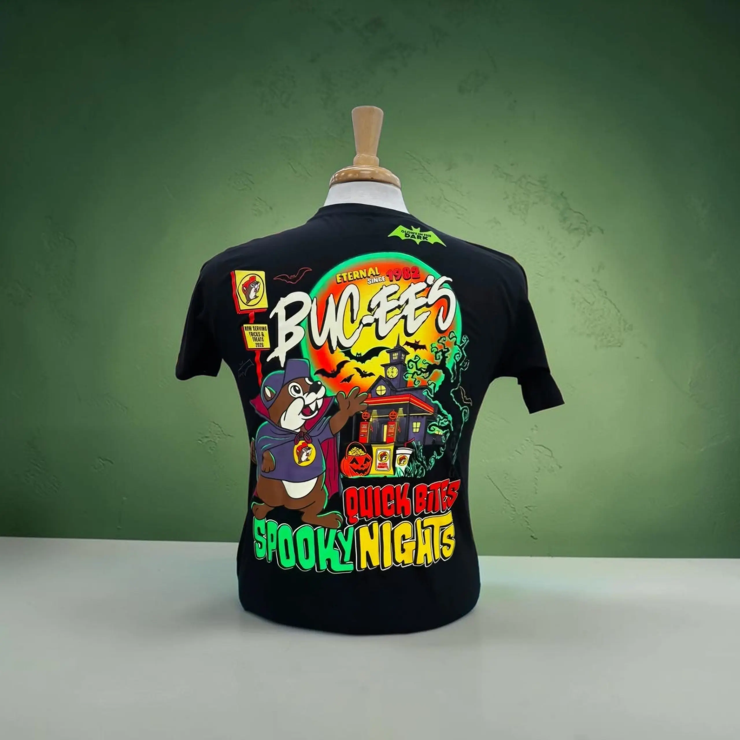 Buc-ee's "Quick Bites/Spooky Nights" Halloween T-Shirt