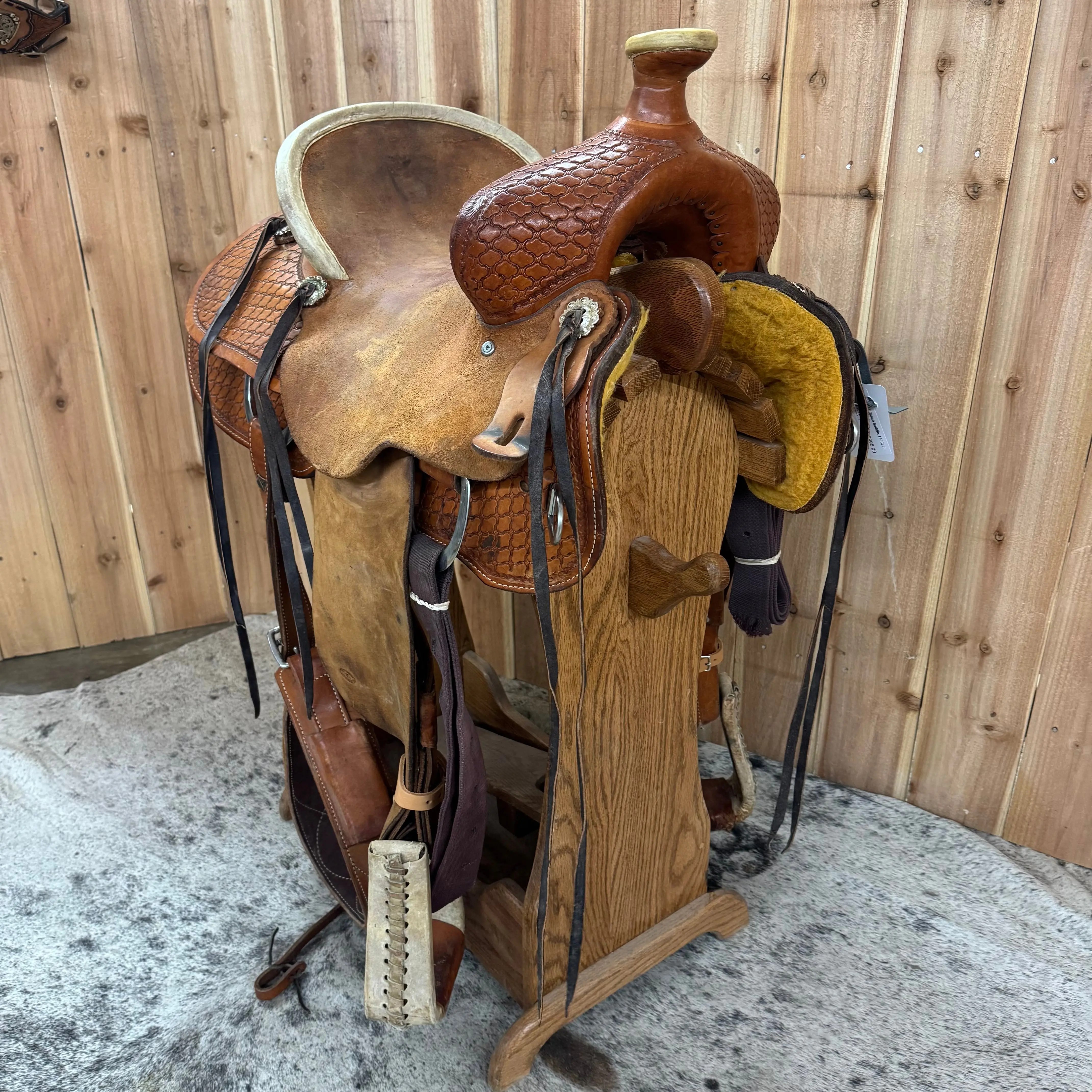 Used 4T Ranch Saddle, 15" Seat