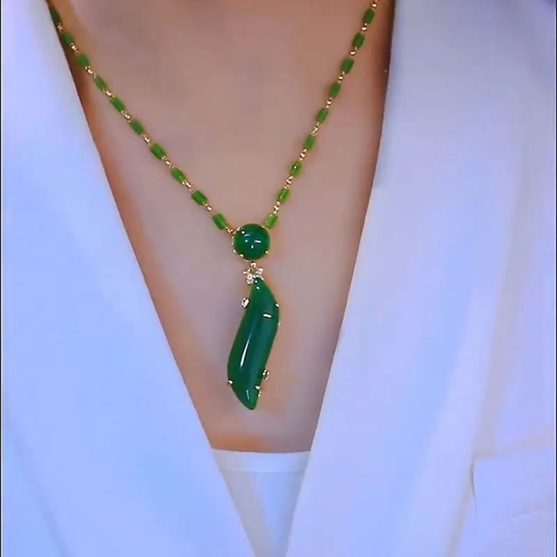 Girls' 18K Gold-Plated Natural Green Jade Beads Pendant Necklace, Fashion Costume Jewelry Accessory