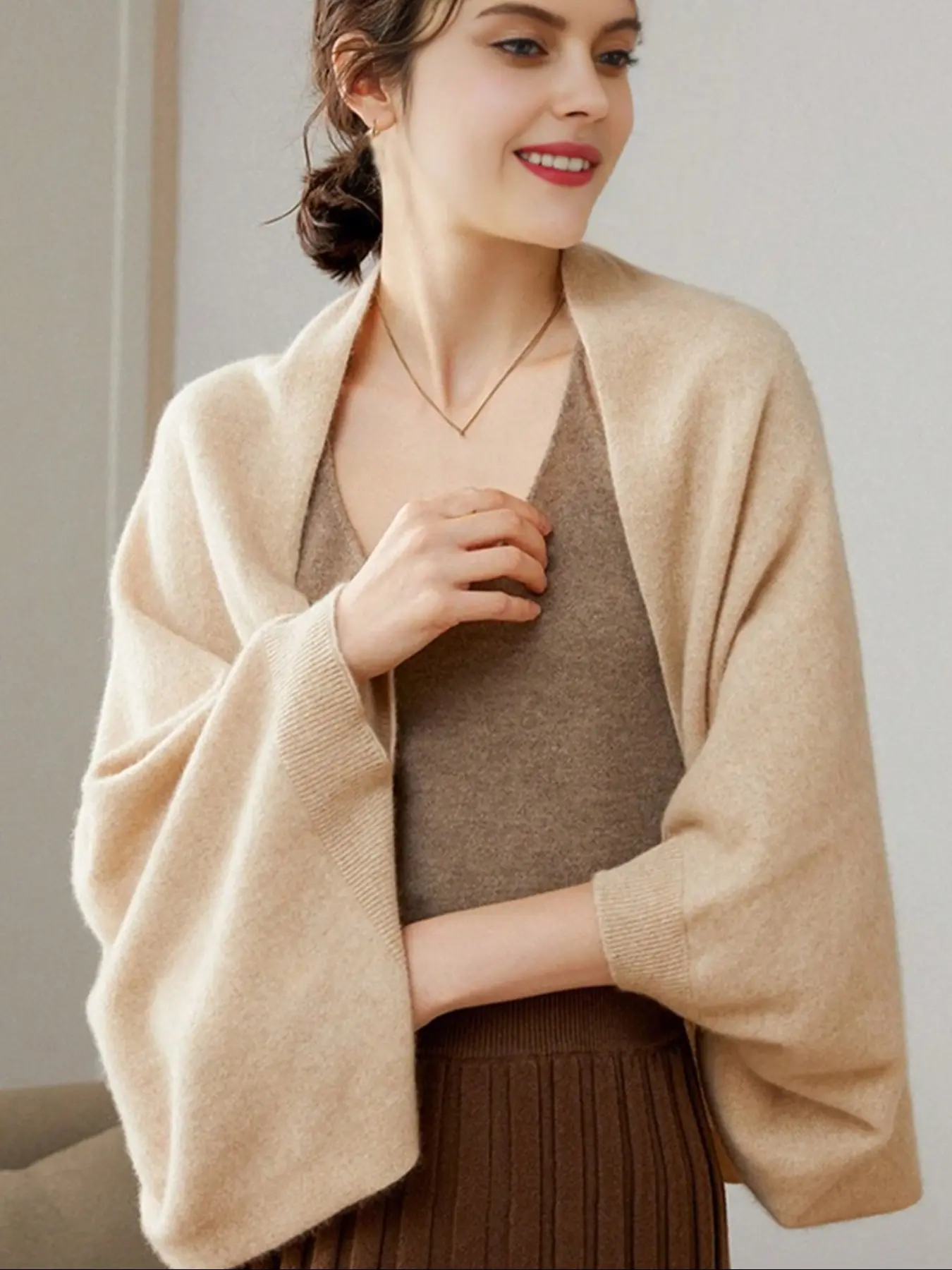 Women's 100% Wool Knitwear Knitted Shawl Cape, Lightweight Fashionable Spring & Fall Wrap, Multi-Functional High-Quality Scarf Coat, Trendy Solid Shawl, Casual Soft Scarf, Soft Warm Shawl, Solid Color Shawl