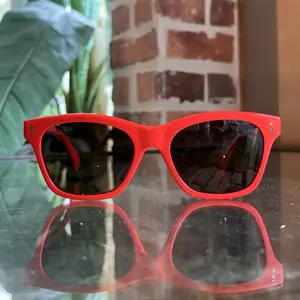 Pre-owned KENZO KZ40161L Red Acetate Wayfarer Sunglasses