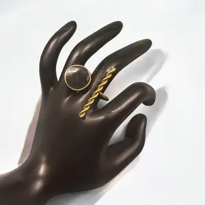 Umoja Twisted Horn Ring (Large)