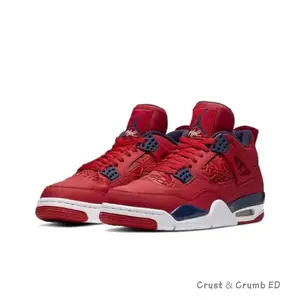 Black and yellow stylish retro trendy casual versatile mid-top basketball shoes