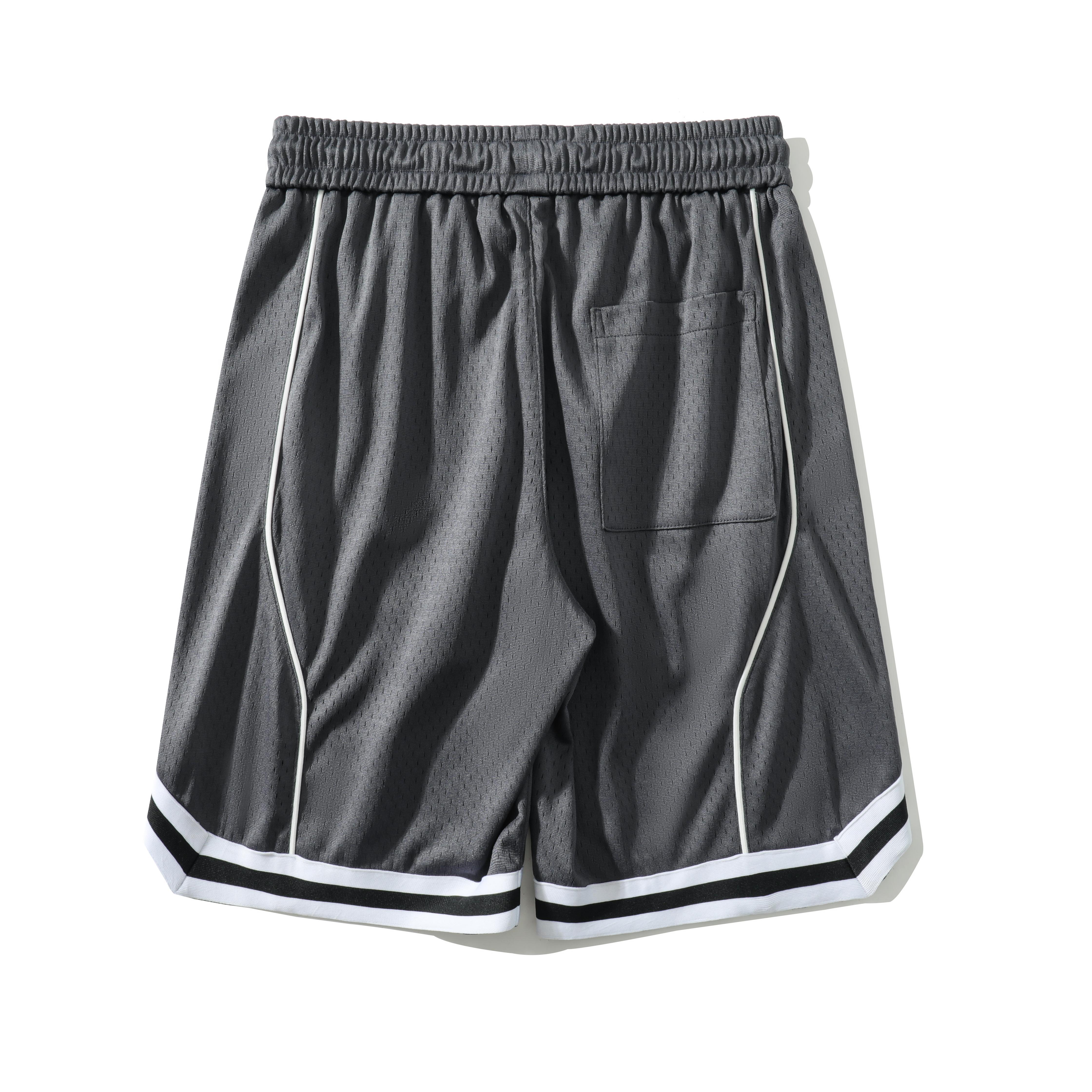 Men’s summer American-style mesh basketball shorts with stripes, side slits, casual knee-length shorts
