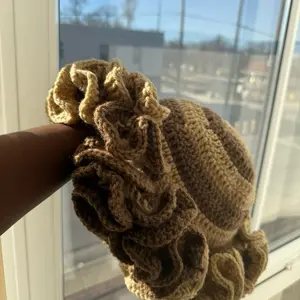 Ruffle Summer Wavy Crochet Hat - Versatile Sunhat with Unique Wavy Crochet Pattern - Unisex Design for All Seasons