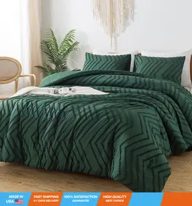 Comforter King Size Set Dark Emerald Green, 3 Pieces Chevron Tufted Vintage Solid Forest Green Bedding Comforter Sets, Fluffy Bed Set (104x90In Comforter & 2 Pillowcases)