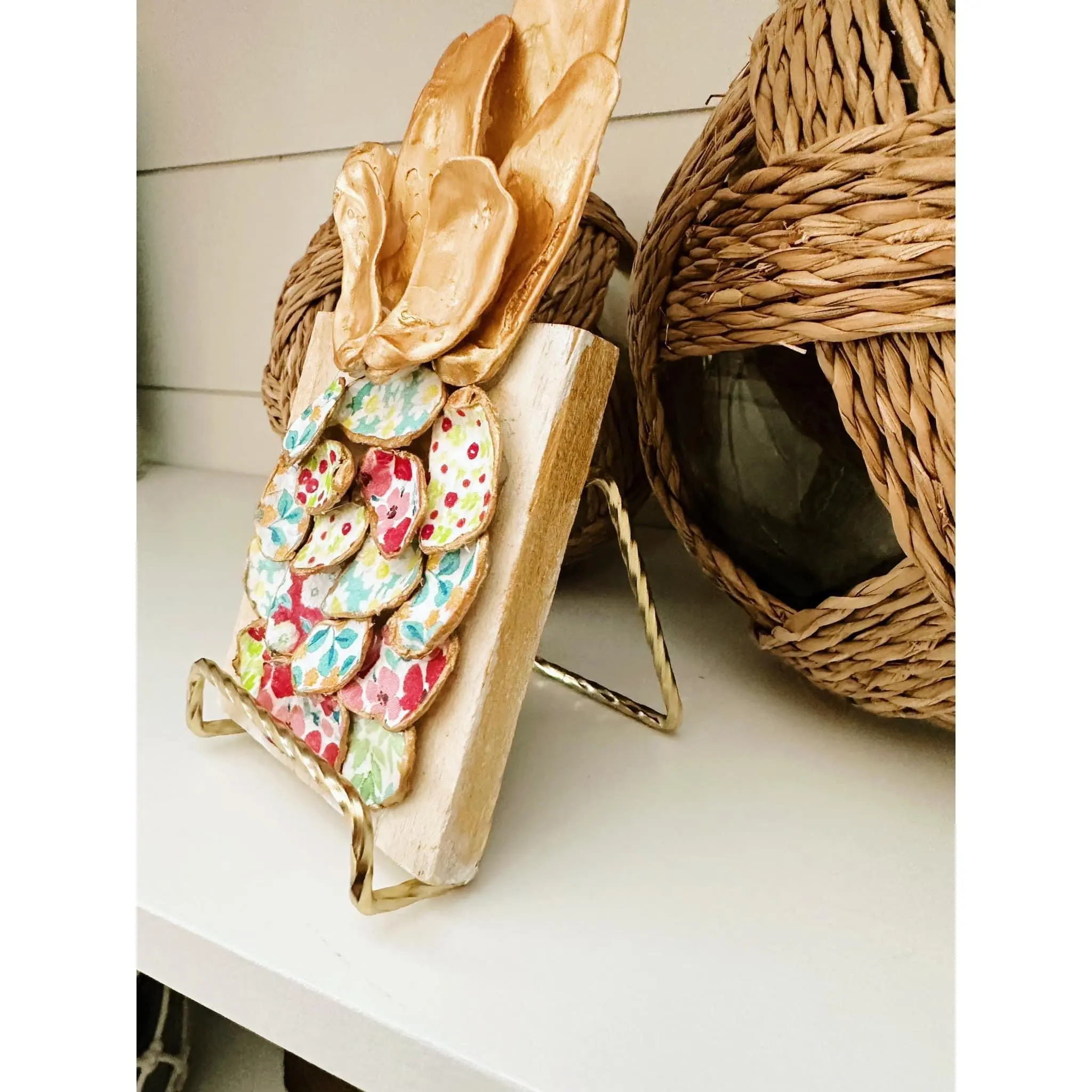Gold Stand Accessory