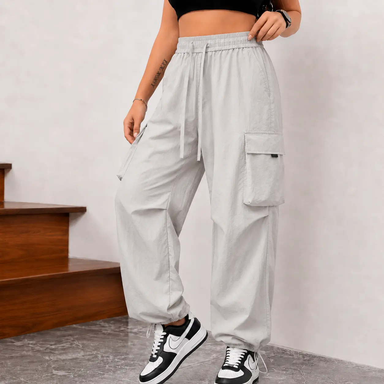 Women’s high-waisted loose cargo pants with multiple pockets, parachute fabric, street-style casual long trousers Womenswear Bottom Basic Minimalist
