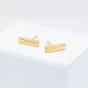 Flex Diamond Stud Earrings
