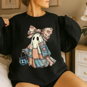 Halloween 2025 Cute Patchwork Ghost Sweatshirt, Vintage Spooky Ghost With Floral Bow And Pumpkin Bucket Pullover, Aesthetic Creepy Oversized Streetwear Top For Women And Men Funny Meme Troll Gift Ghostface Halloween funny gothic retro spooky vibes