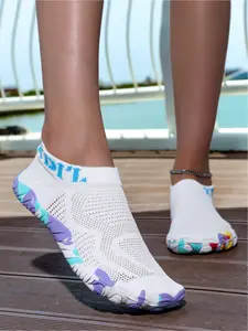 1 Pair Women's Large Size Low-Top Mesh Shoes, Sock-Type Wrap, Foldable & Portable, Breathable Flyknit, Colorful Anti-Slip Sole, Summer Casual Lazy Shoes