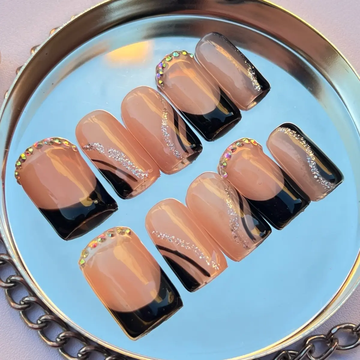 Mia World <"Golden Nude Elegance"> Handmade Press-On Nail Set - N003