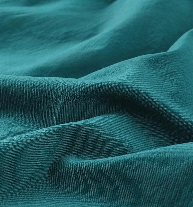 Men’s summer lightweight ice silk casual shorts, loose fit, quick-drying—ideal for running, fitness, swimming, and training; available in multiple colors, versatile and comfortable.