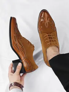 Men's Fashion Vintage Classic Embroidered Ballroom High Heels, Stylish Retro Dance Shoes, Comfortable and Elegant Footwear