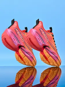 Unisex Lightweight Breathable Professional Running Shoes: Road Running Shoes, Mesh Ventilation Material, Streamline Gradient Texture, Easy Lacing. For Morning Runs