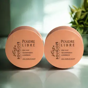 Bourjois Paris Loose Face Powder - Natural Matte Finish, Lightweight Setting Powder, 40g, Controls Oil & Shine, Blurs Pores, Comfortable All-Day Wear - Makeup Poudre Bourjois